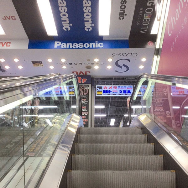 High Transmittance White LED Neon Strip Escalator Illumination Project (5)