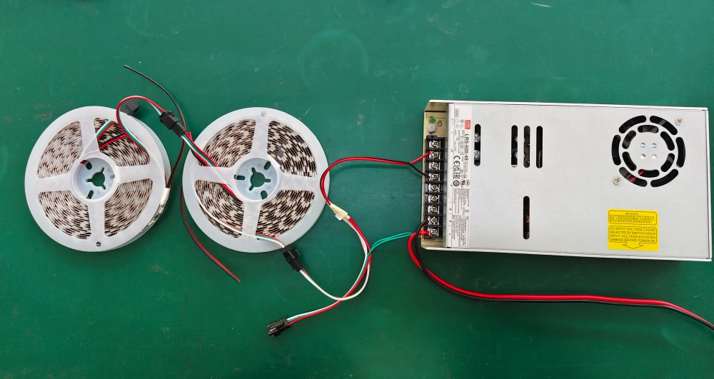 LED STRIP IN SERIES 1