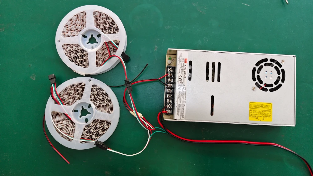 led Strip in parallel