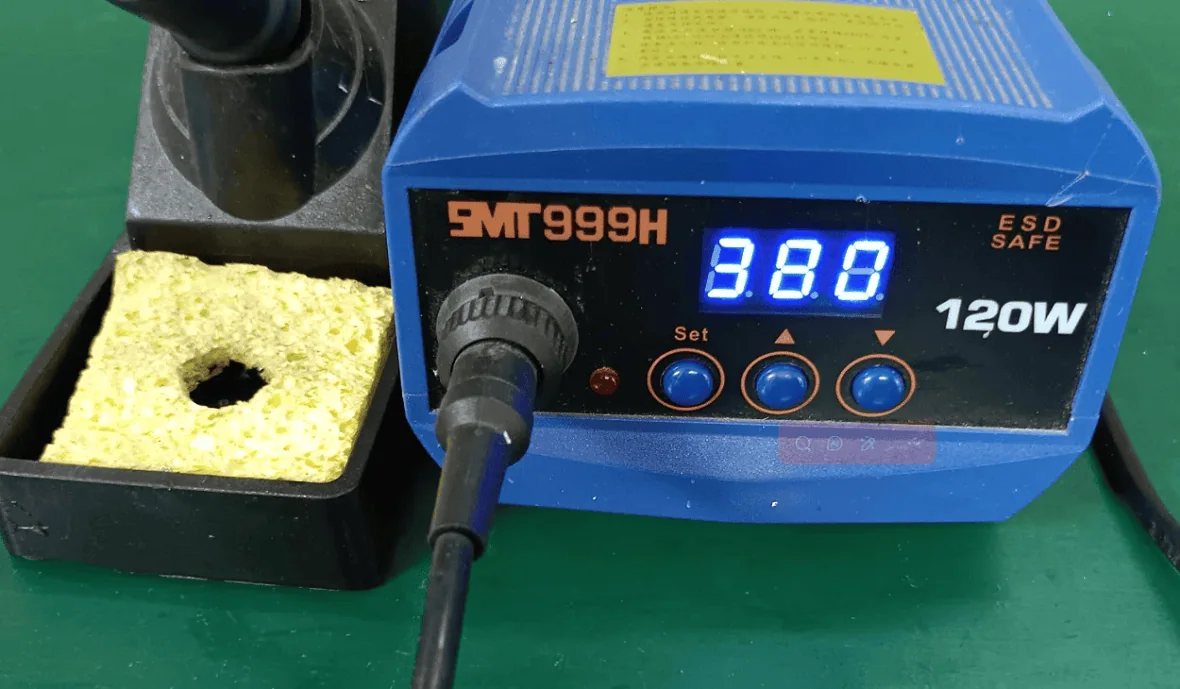 380° C